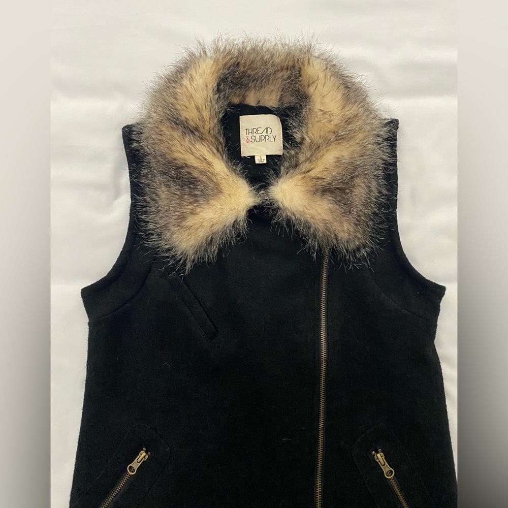Thread & Supply Black Vest Size Large - Picture 8 of 8